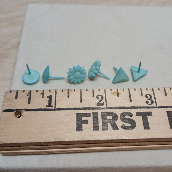 Set of 3 Pair Vintage Fashion Jewelry Plastic Turquoise Stud Earrings #69W - Picture 3 of 9